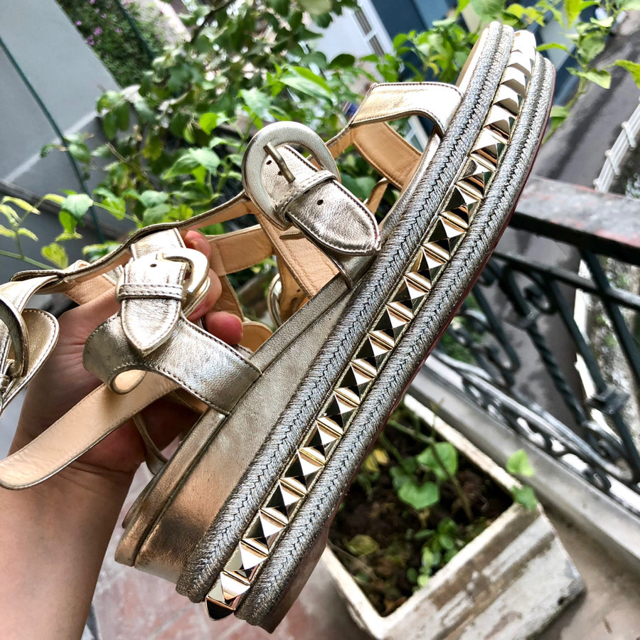 ❤️C.Louboutin - sandal silver metallic sz 38: