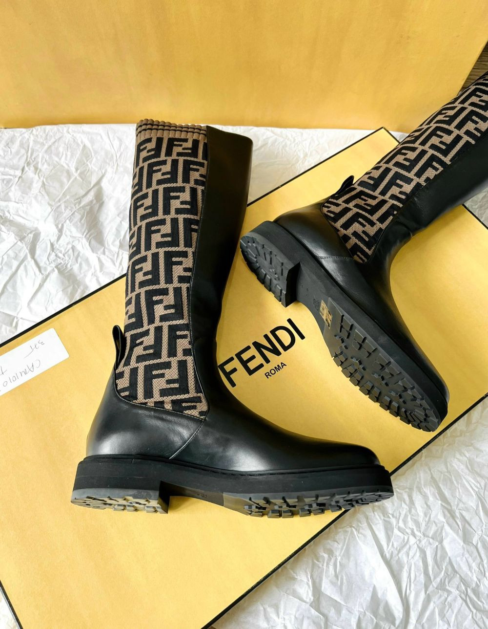 Boot Fendi cao cổ da phối vải