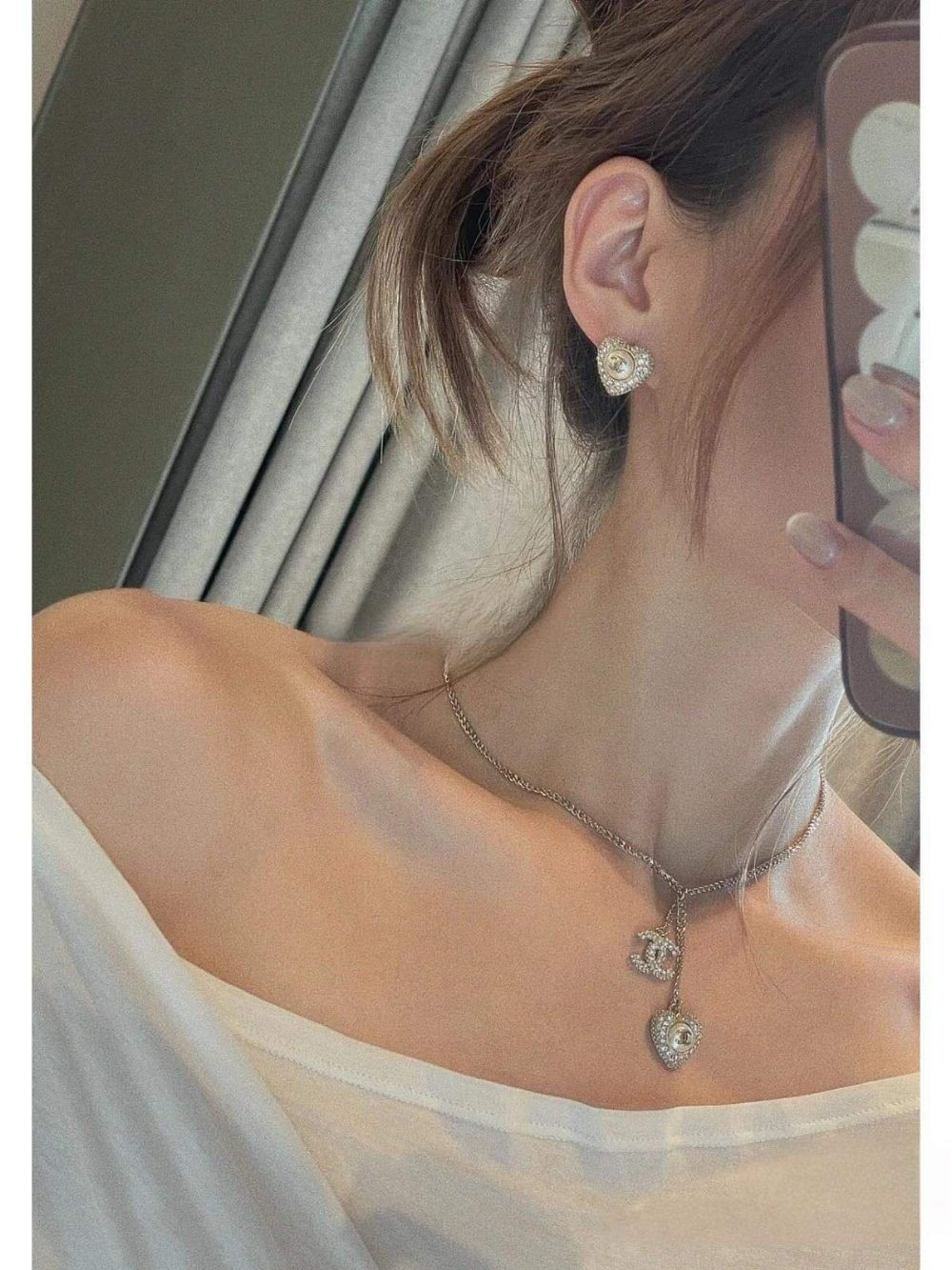 Chocker Chanel cực xinh siêu hot