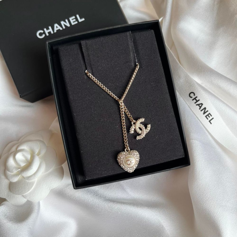 Chocker Chanel cực xinh siêu hot