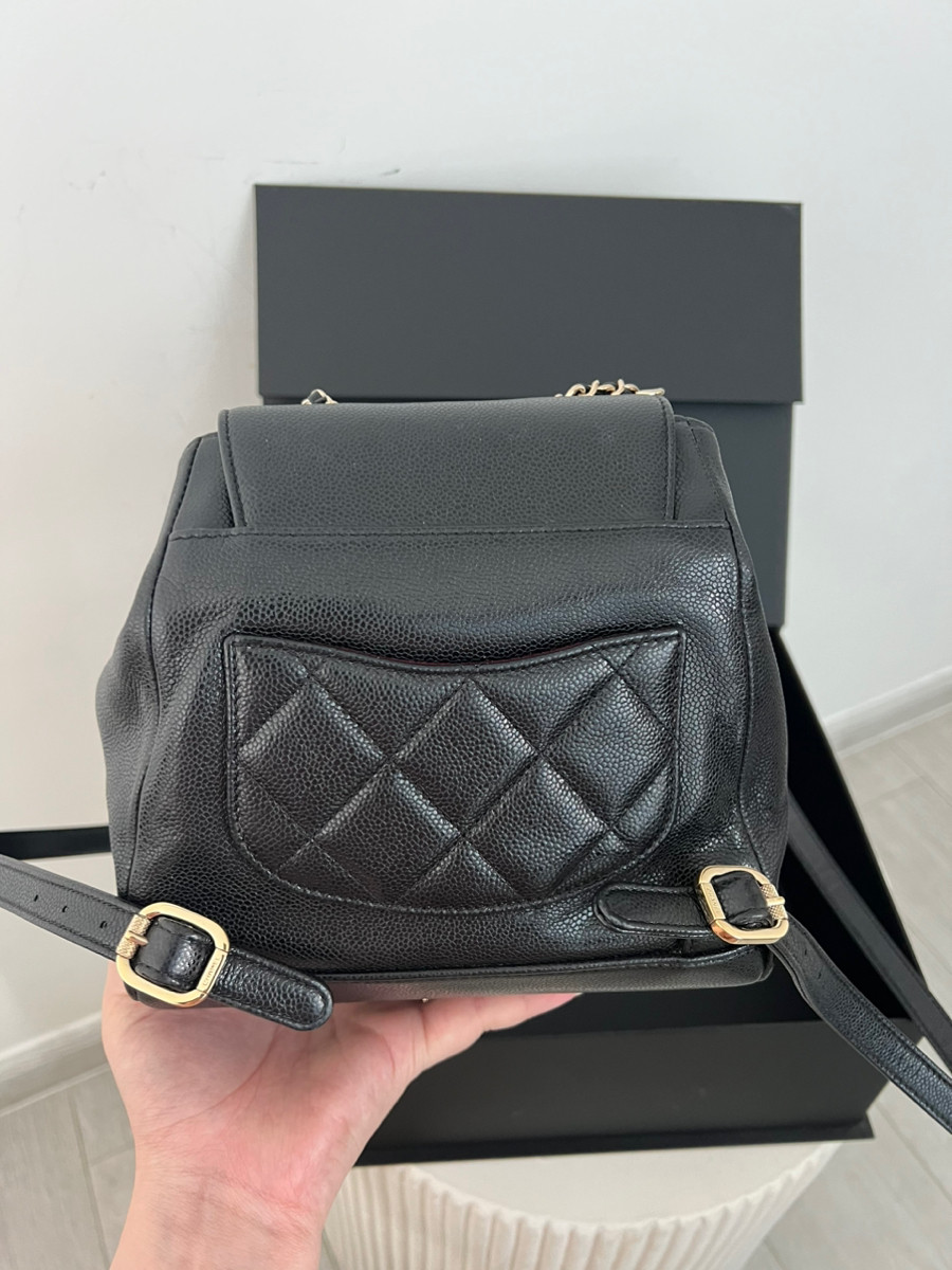 Chanel backpack caviar 22B