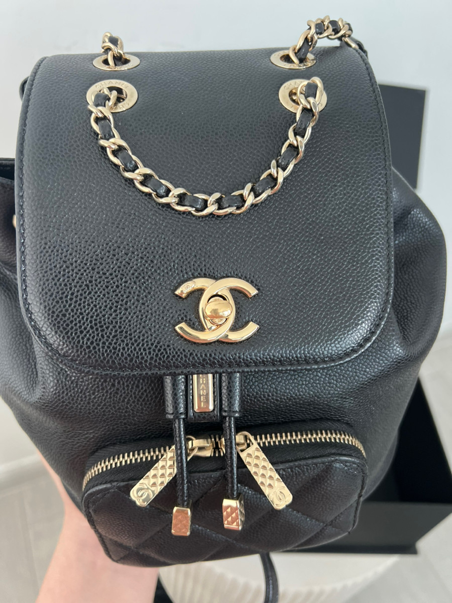 Chanel backpack caviar 22B