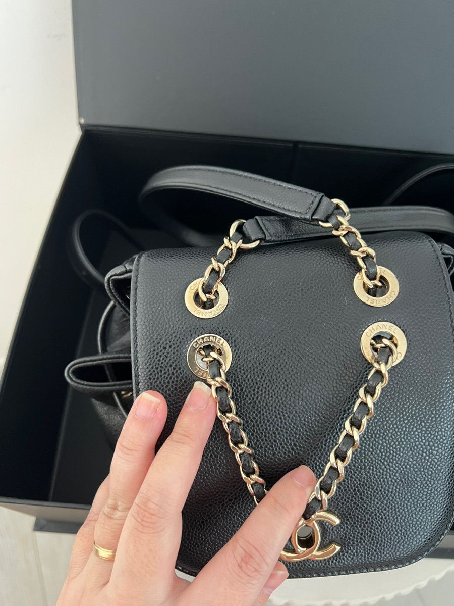 Chanel backpack caviar 22B