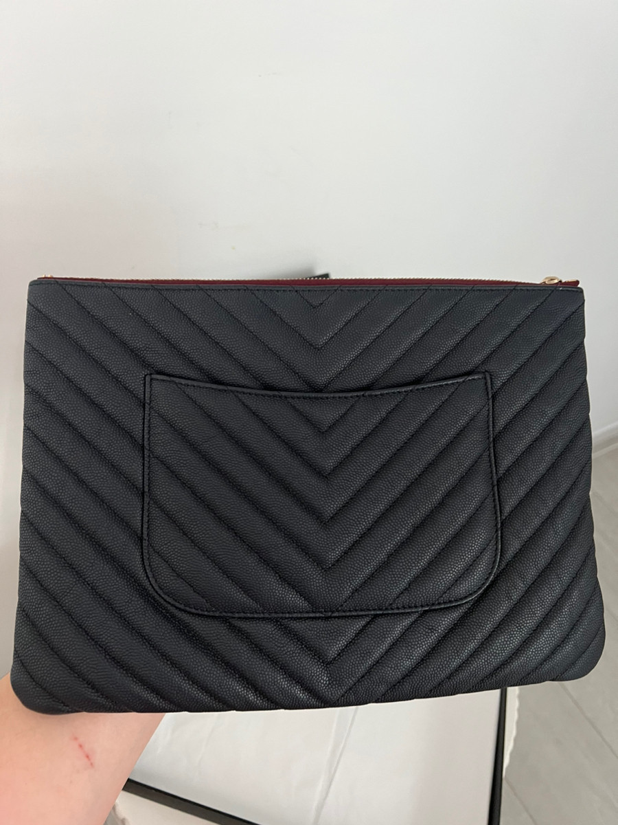 Clutch CC Chevron Caviar Ghw