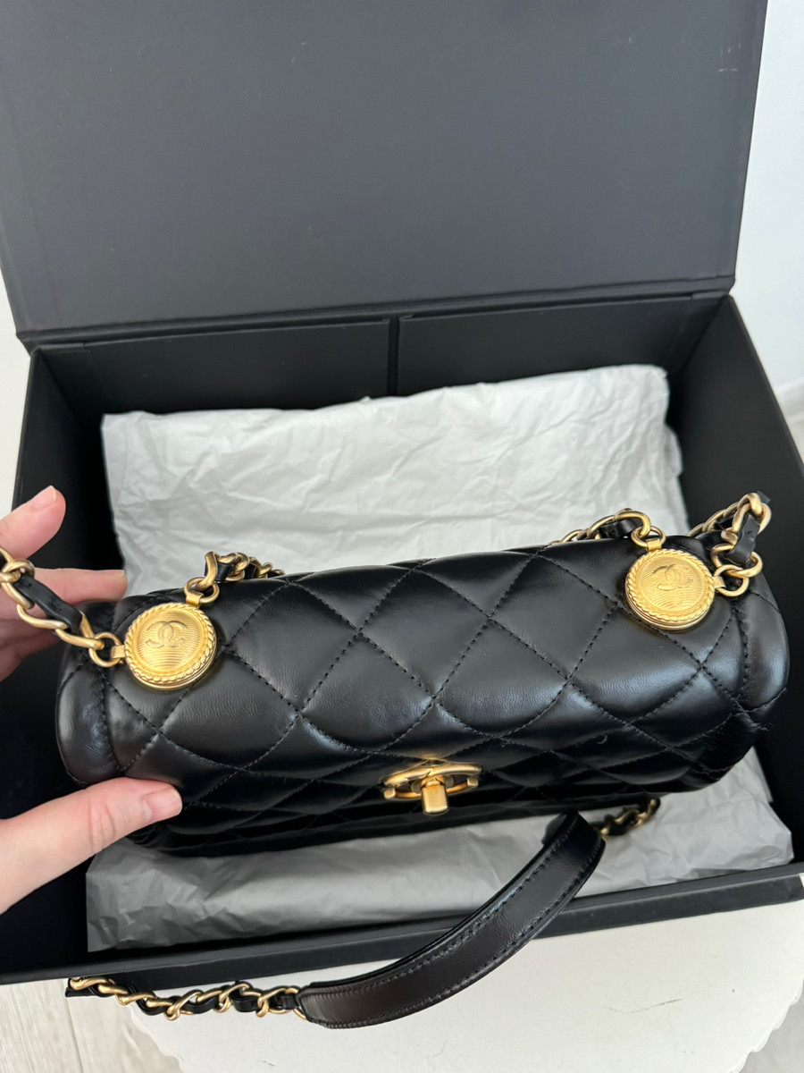 Chanel flap bag shiny lambskin