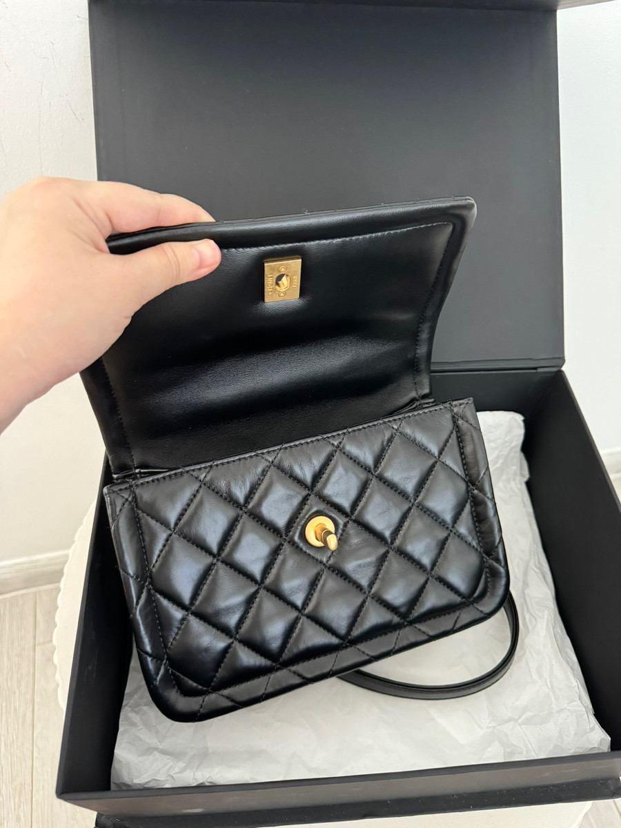 Chanel flap bag shiny lambskin