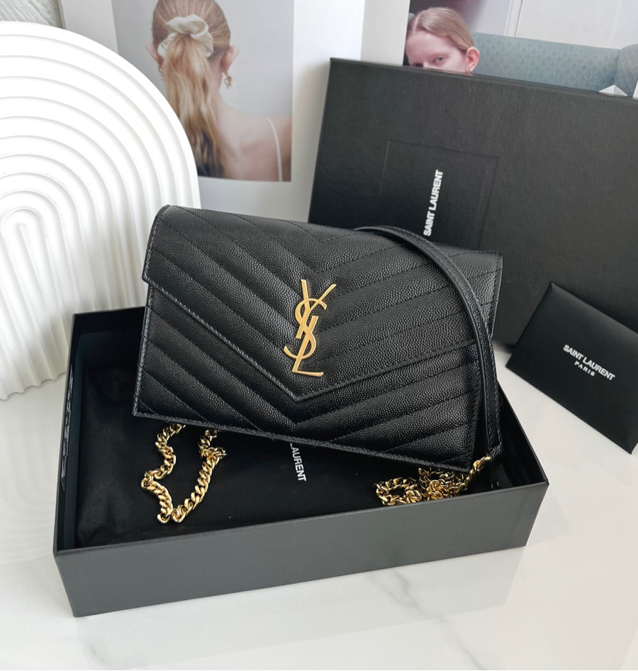 Woc Ysl siêu xịn xò ✨