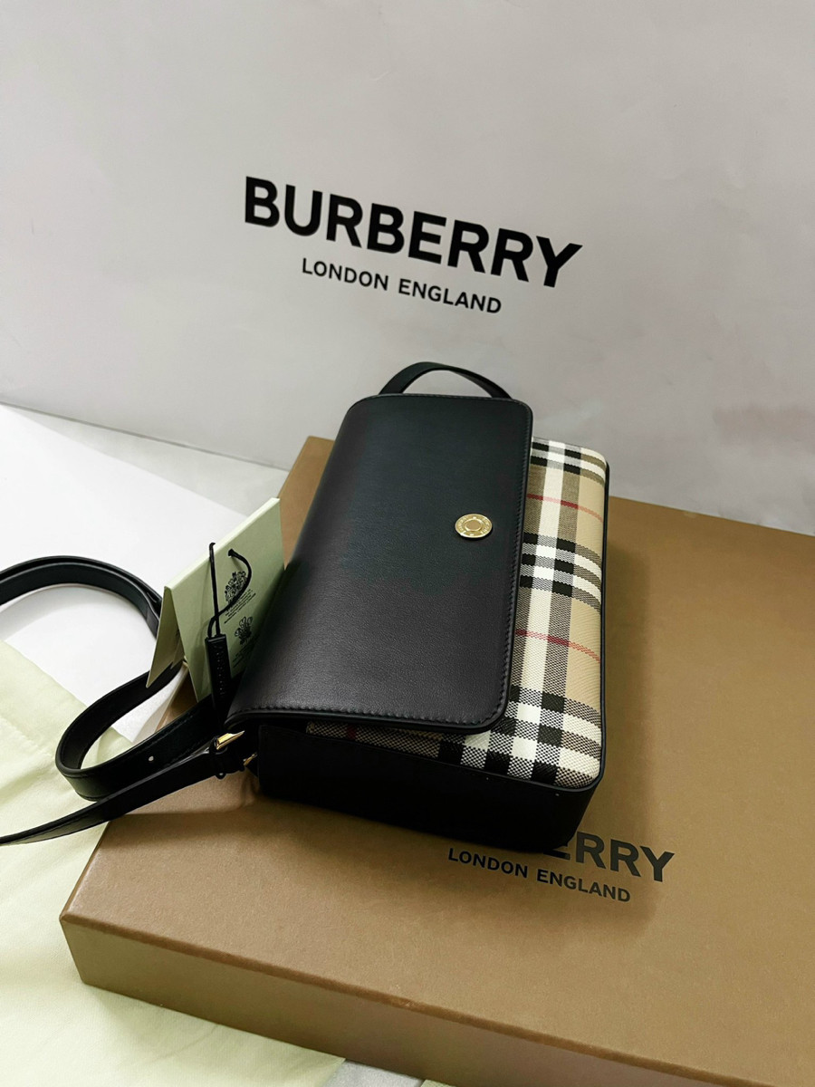 Túi Burberry