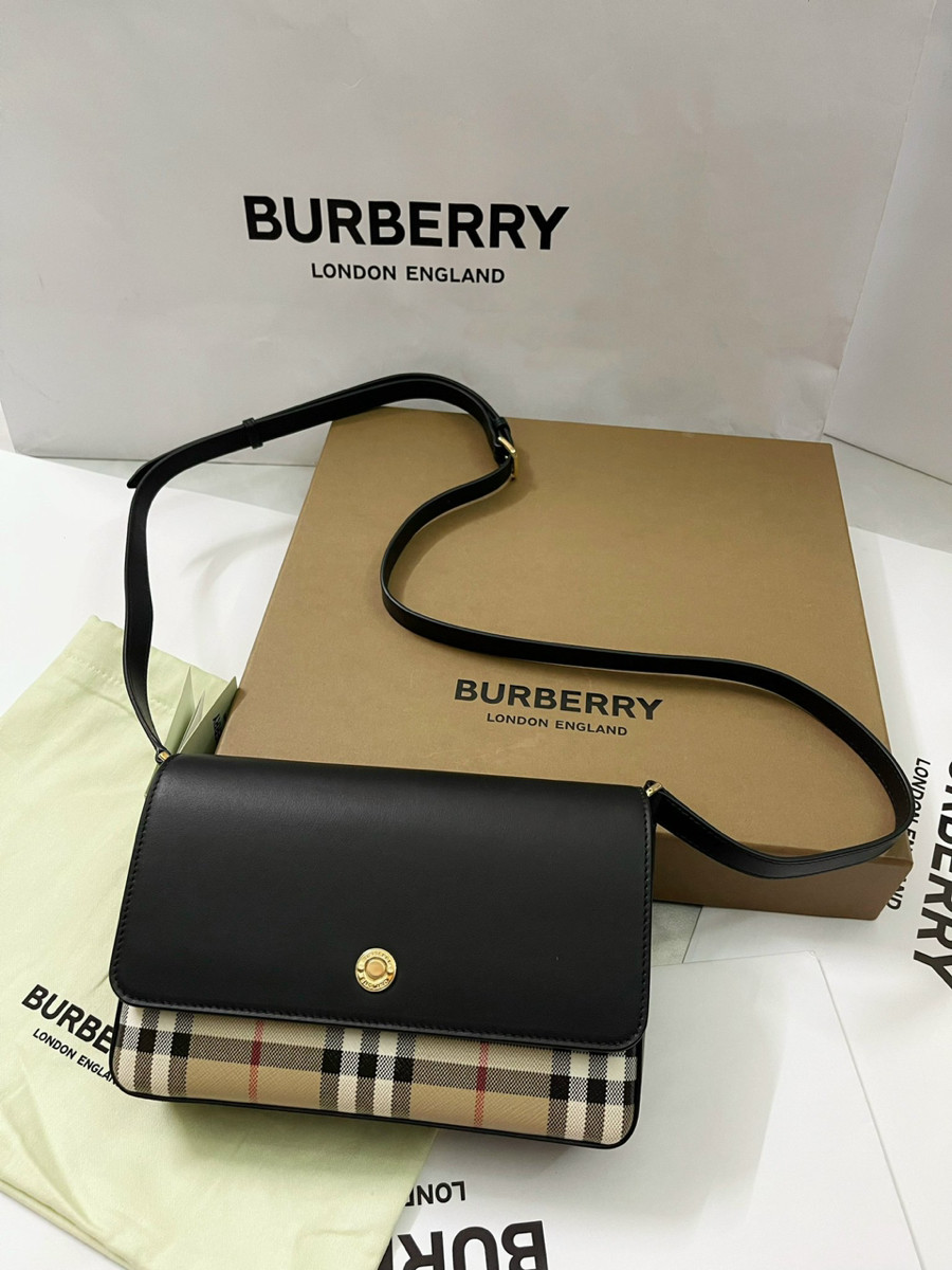 Túi Burberry