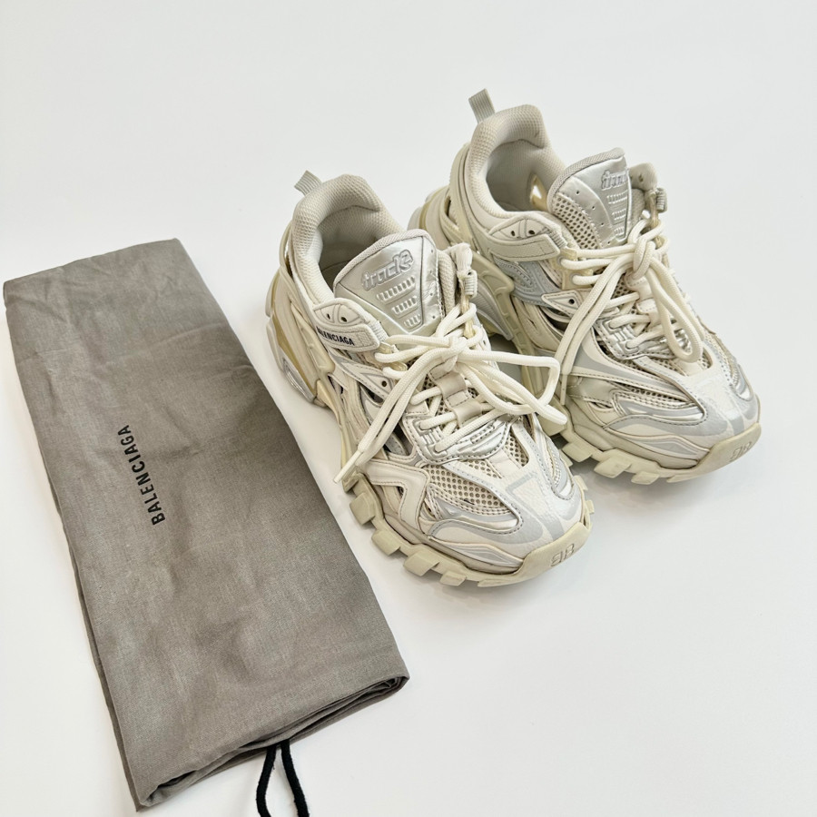 Balenciaga track trắng