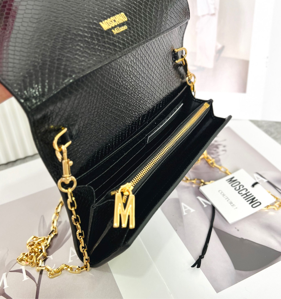 Túi Moschino crossbody siêu xinh ✨