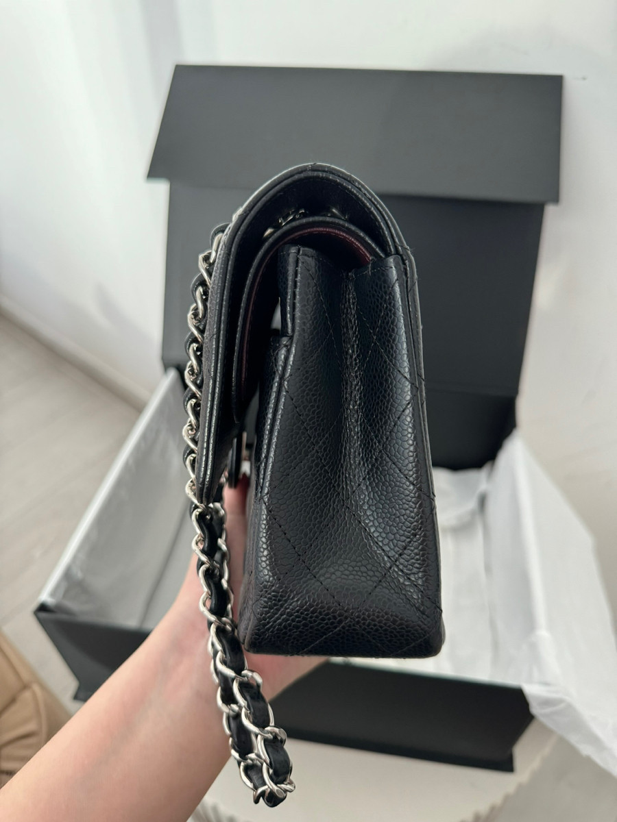 Chanel classic medium black shw