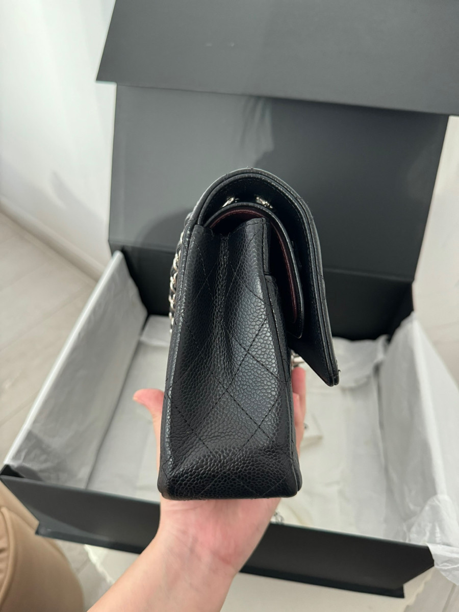 Chanel classic medium black shw