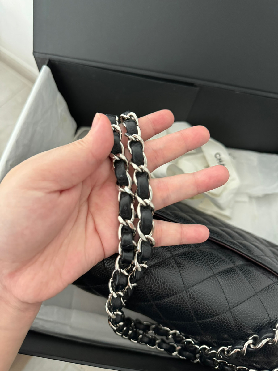 Chanel classic medium black shw