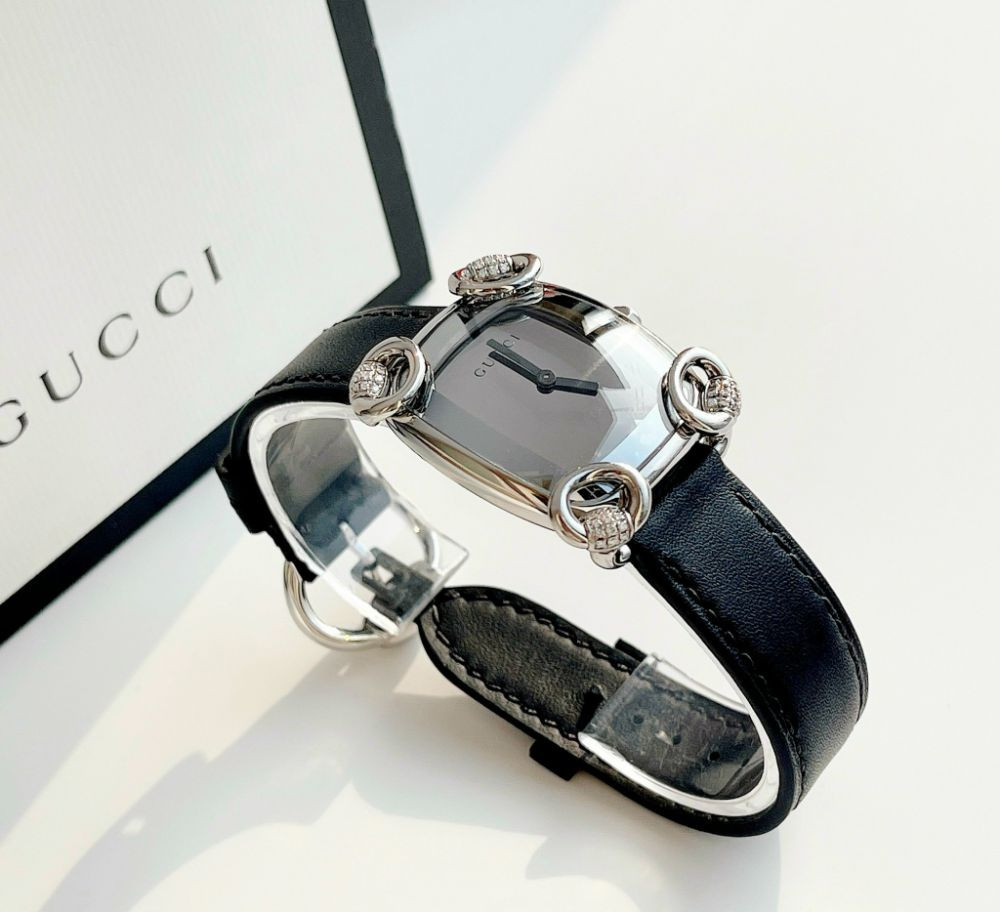 Đồng hồ Gucci Horsebit Cocktail diamond Case 28*33mm