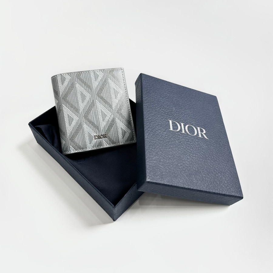 Ví ngắn Dior