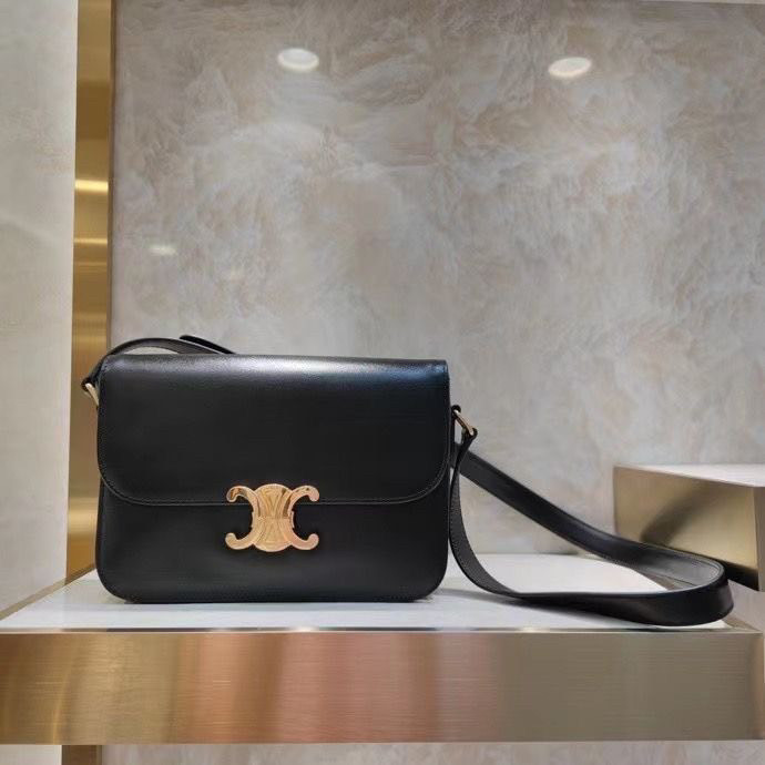 Celine Triphome Medium