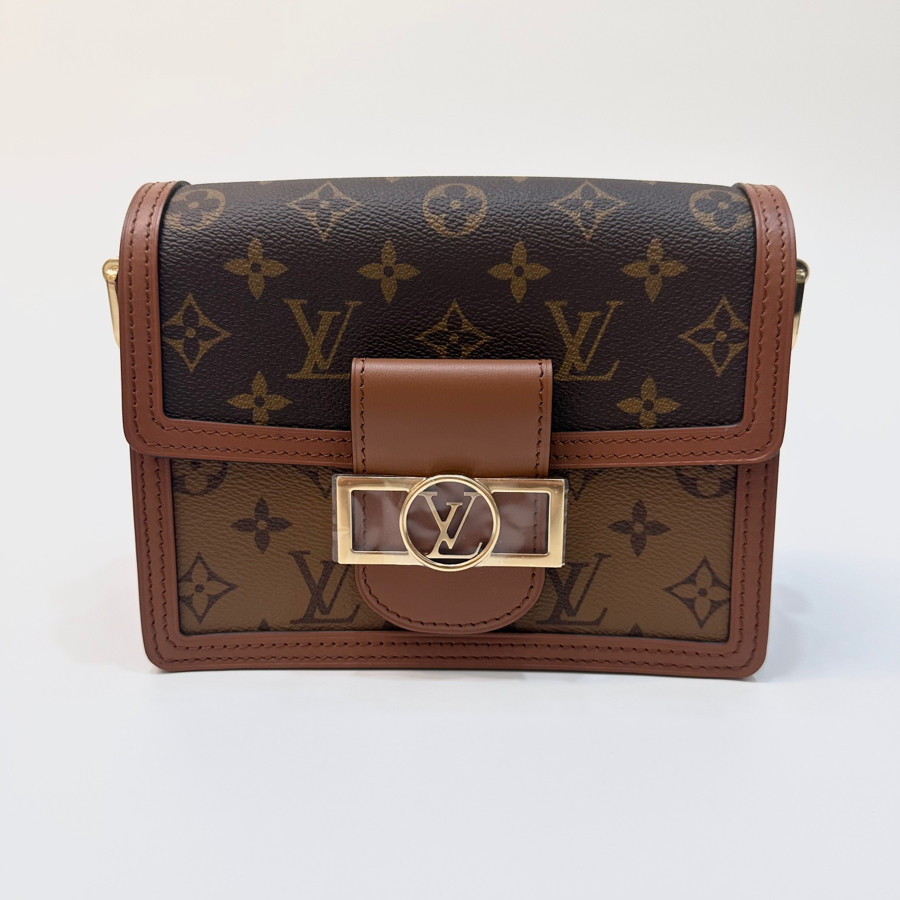 Túi Louis Vuitton dauphine mini