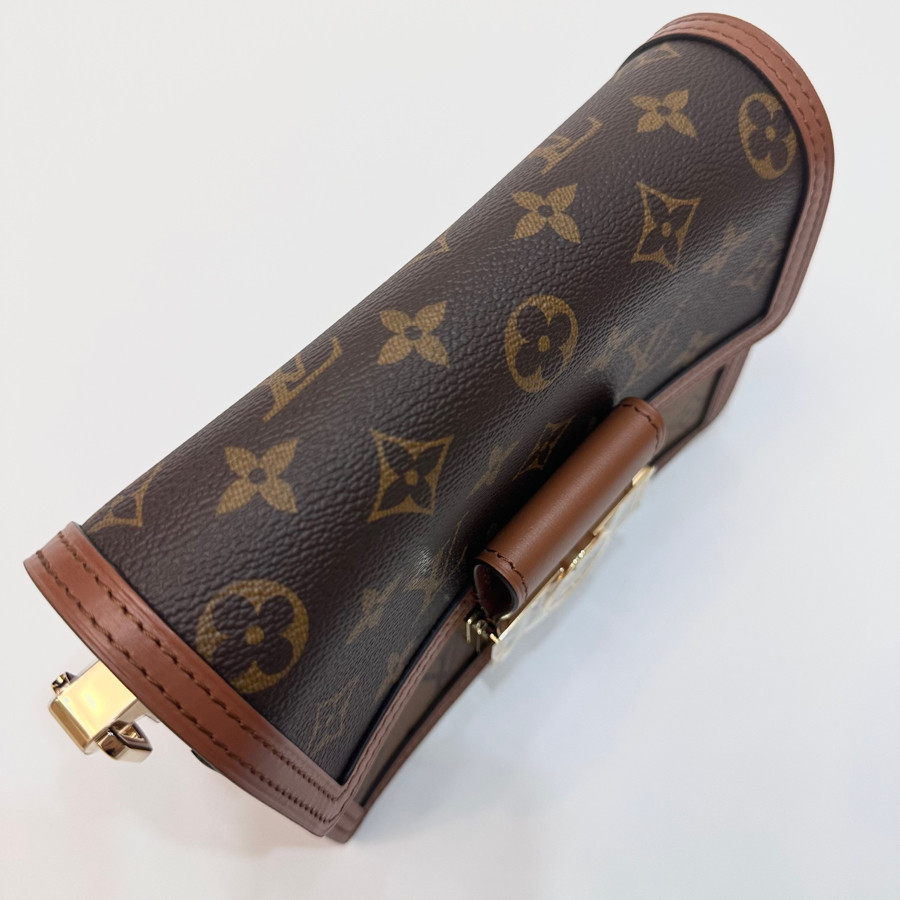 Túi Louis Vuitton dauphine mini