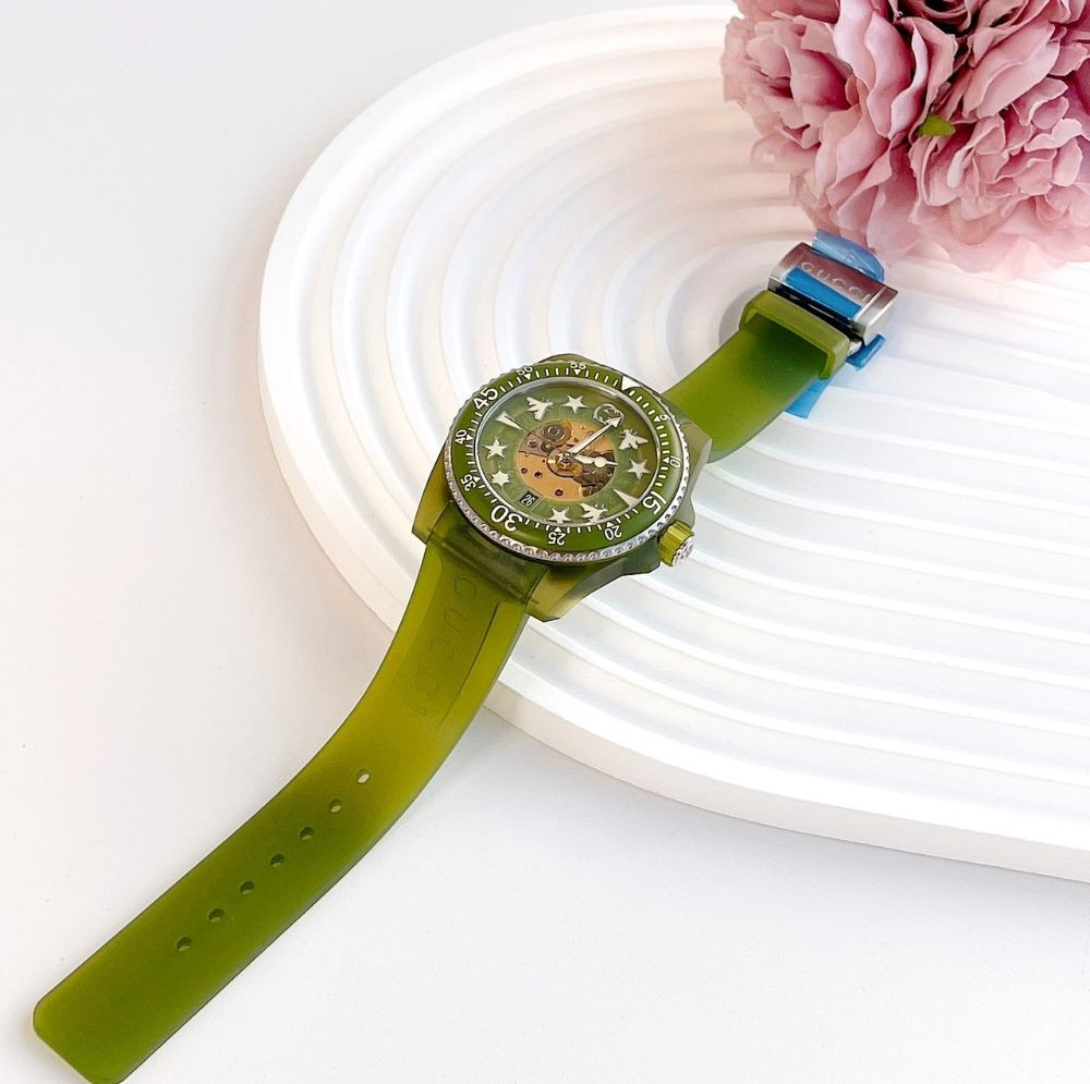 Đồng hồ Gucci Dive Rubber Watch Case 40mm