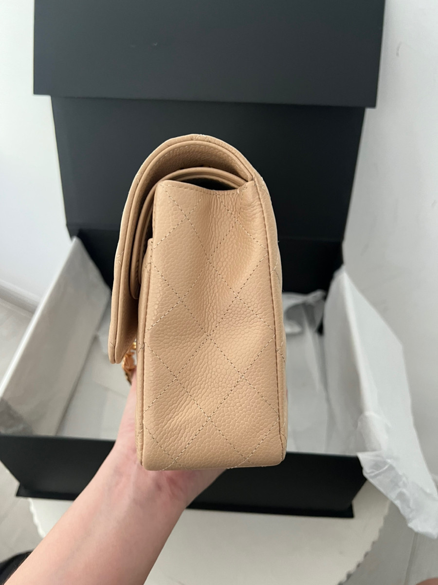 Classic Medium Beige Ghw