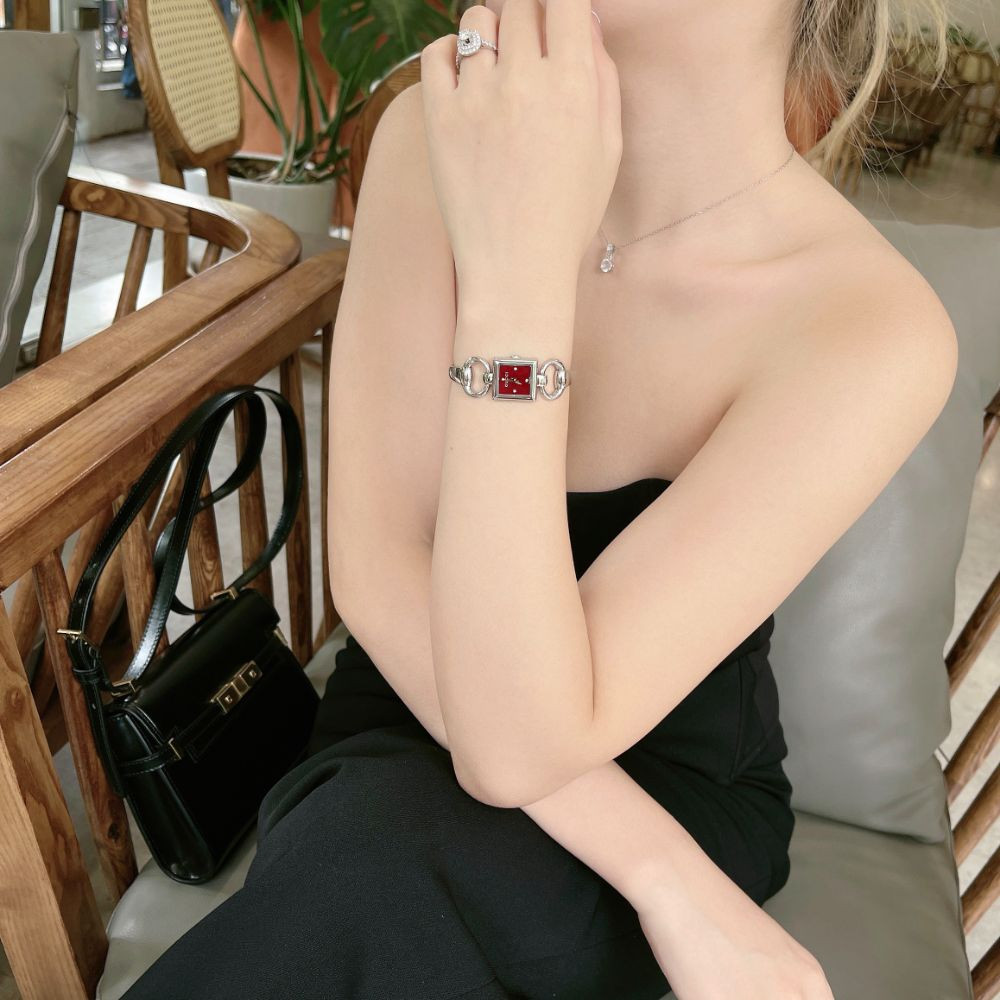 Đồng hồ Gucci Tornabuoni Red Diamond Case 19*19mm