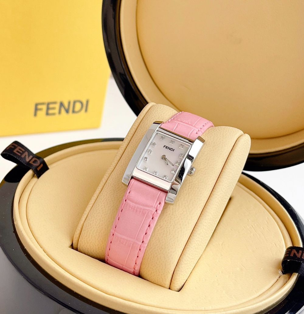 Đồng hồ Fendi Classico 7000L Case  21.5*30.7mm