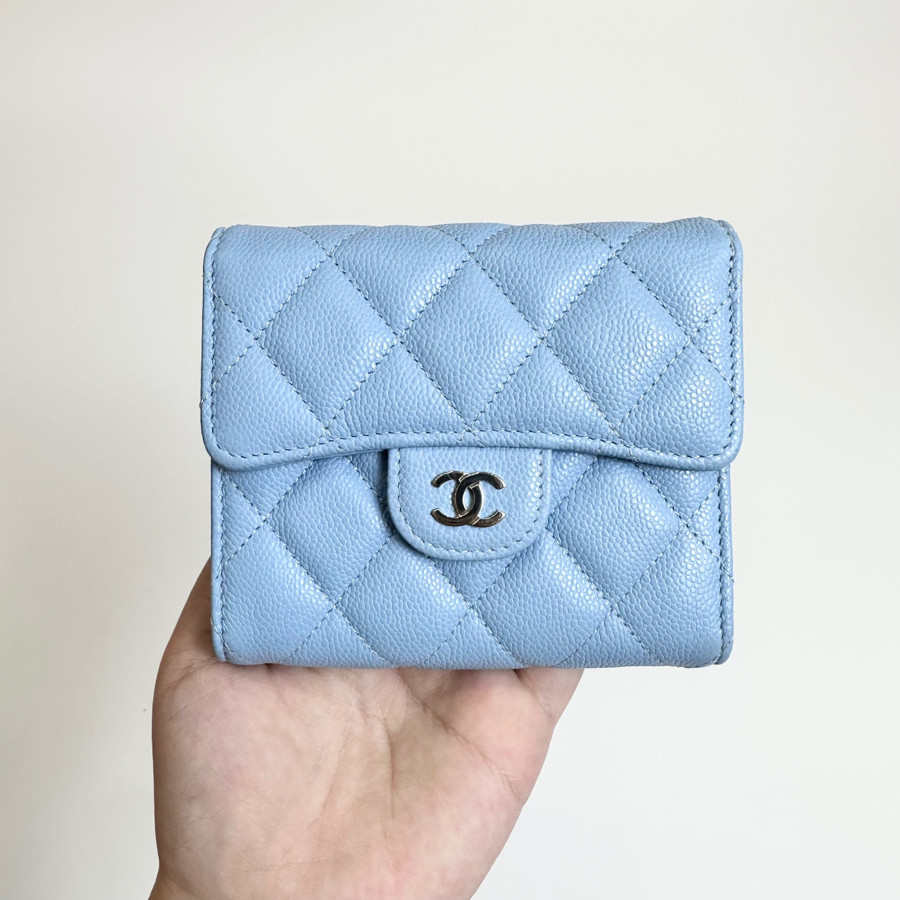 Ví gập 3 Chanel xanh