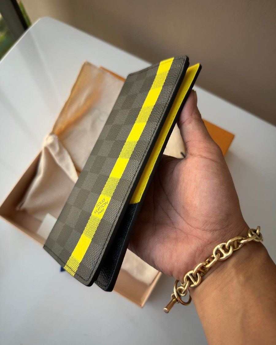 Ví LV brazza limited