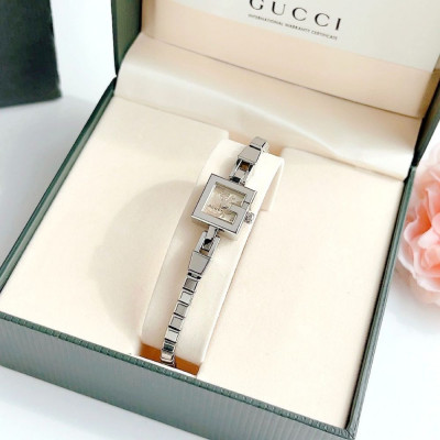 Đồng hồ Gucci G-mini Case 14*14mm