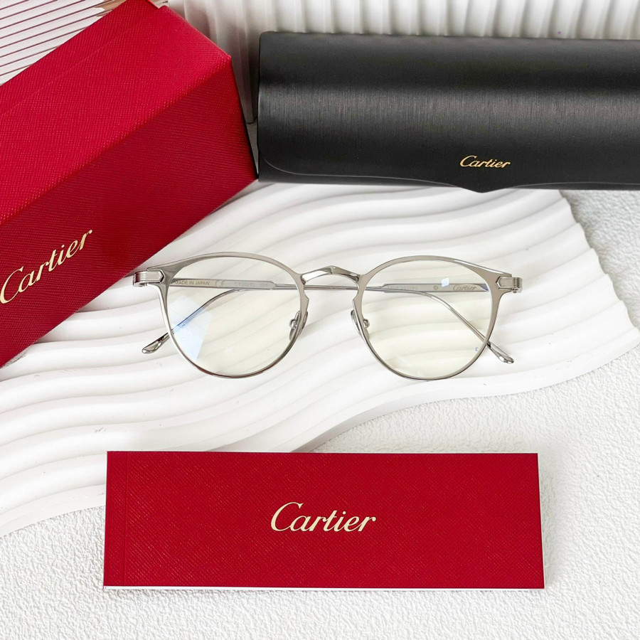 Kính cận Cartier gọng titan mạ ánh kim siêu nhẹ ✨