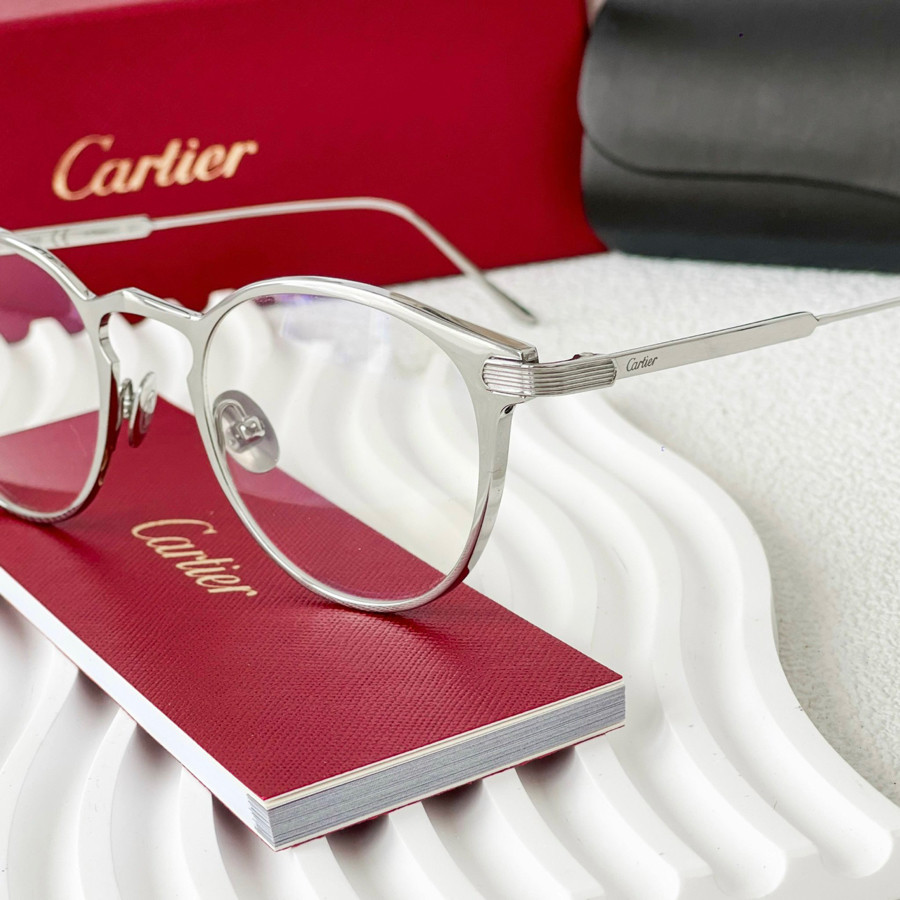 Kính cận Cartier gọng titan mạ ánh kim siêu nhẹ ✨