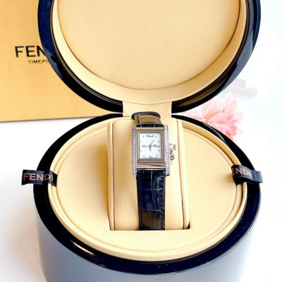 Đồng hồ Fendi Diamond Size 21*27mm