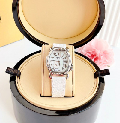 Đồng hồ Fendi Selleria Ladies Leather Watch Case 39*34mm