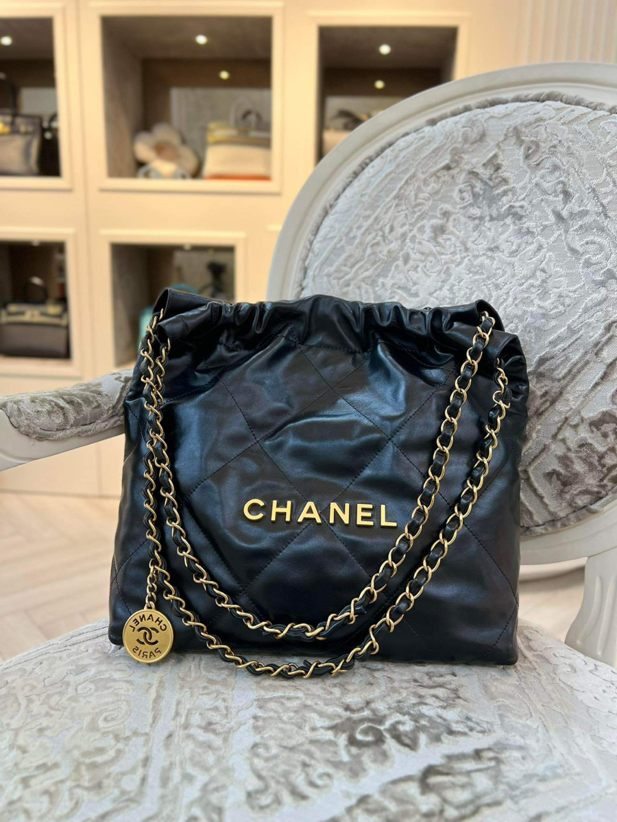 Chanel C22