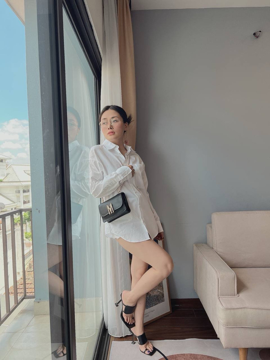 Túi Moschino ngọc trai siêu xinh 💫