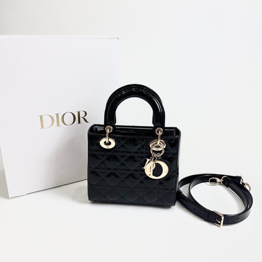Túi lady Dior đen bóng