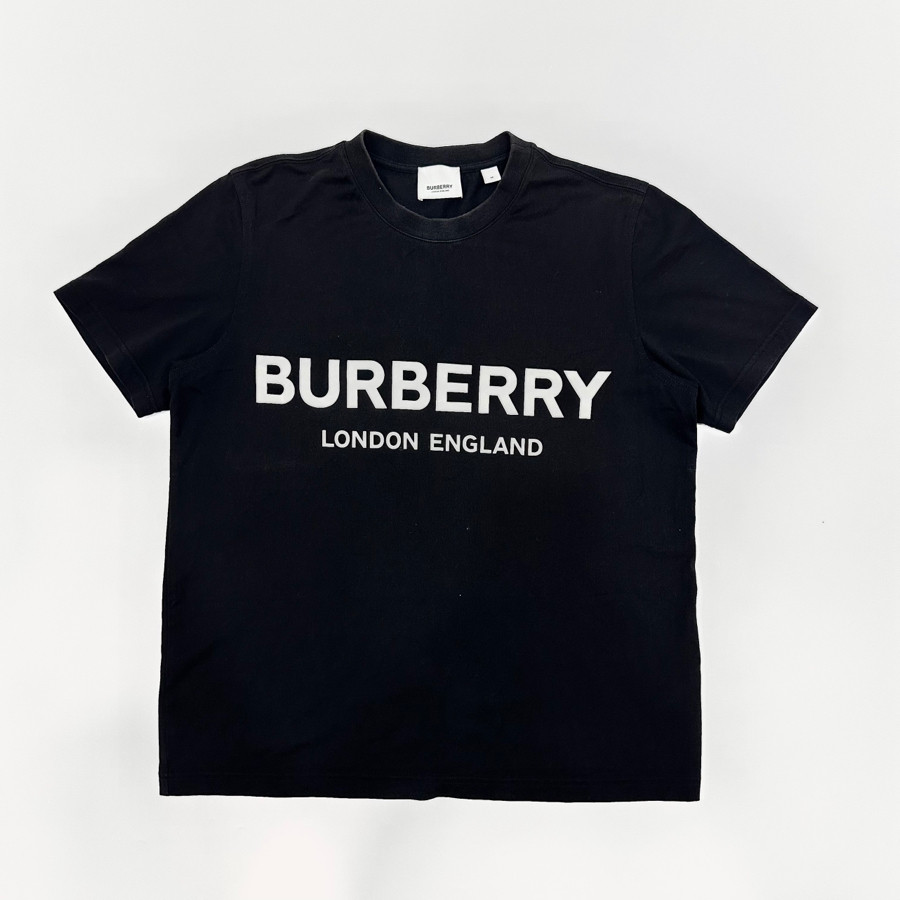 Áo thun Burberry đen london