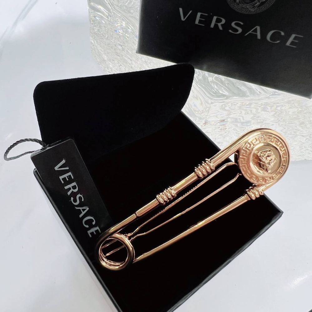 Kẹp tóc Versace kim băng gold