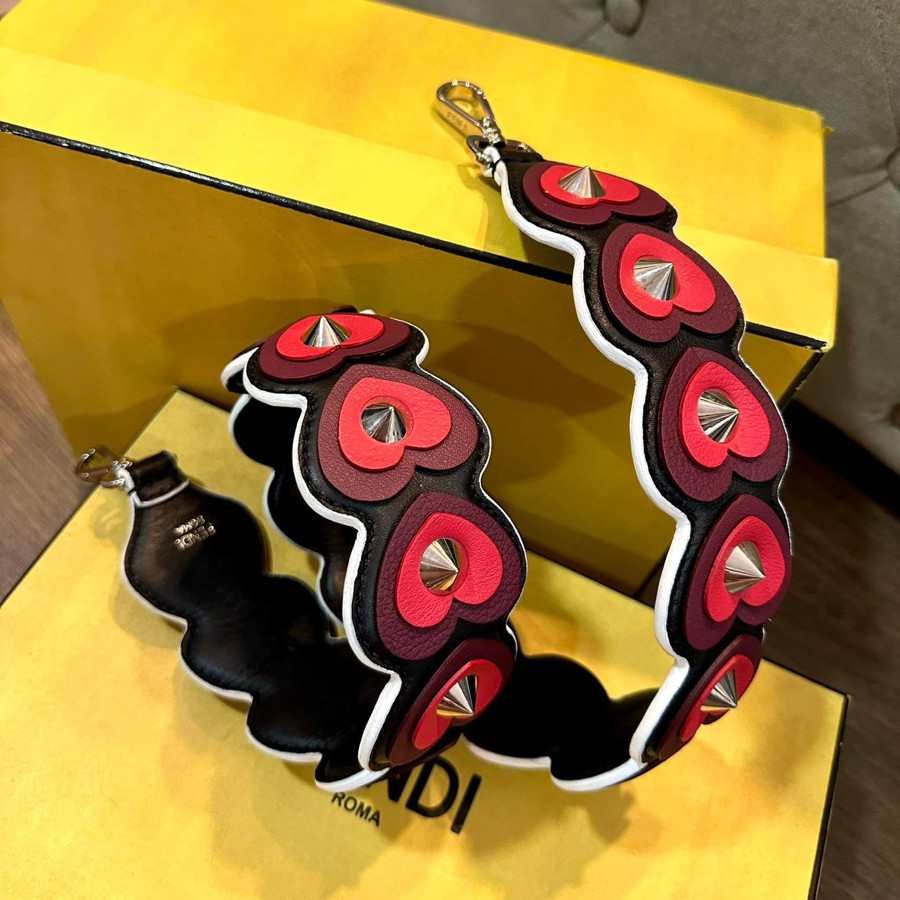 Strap fendi nhiều màu