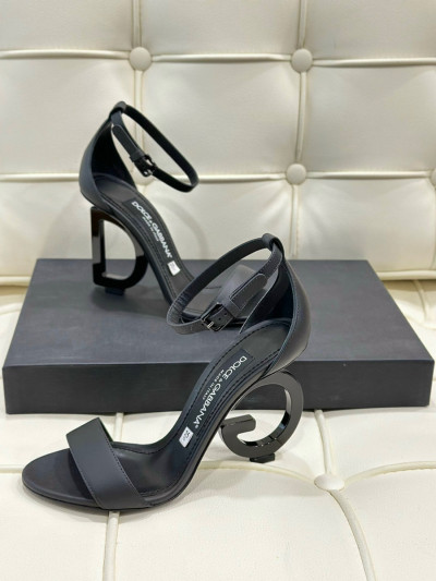 Guốc Dolce & Gabbana đen gót chữ DG đen, cao 11cm