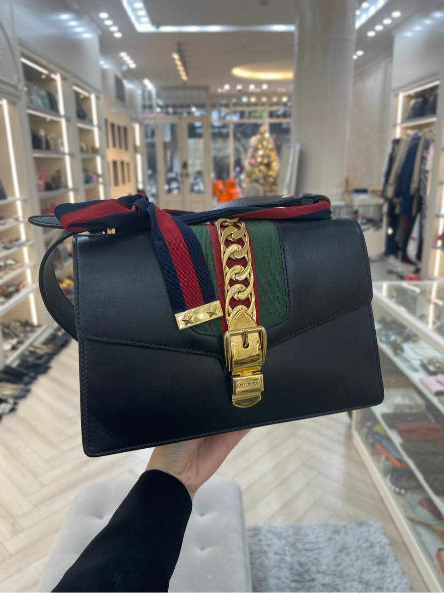 Gucci Sylvie Leather