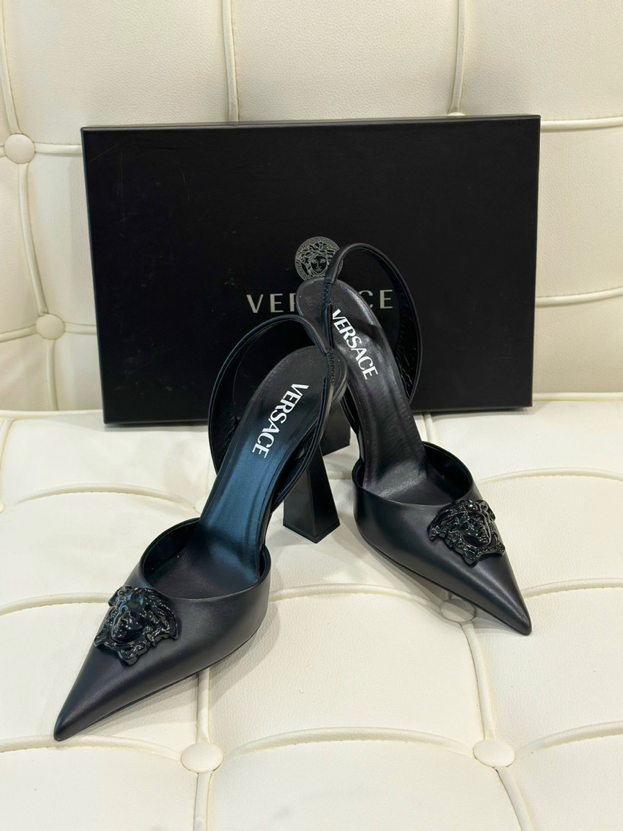 Guốc Versace đen logo medusa gót 11cm