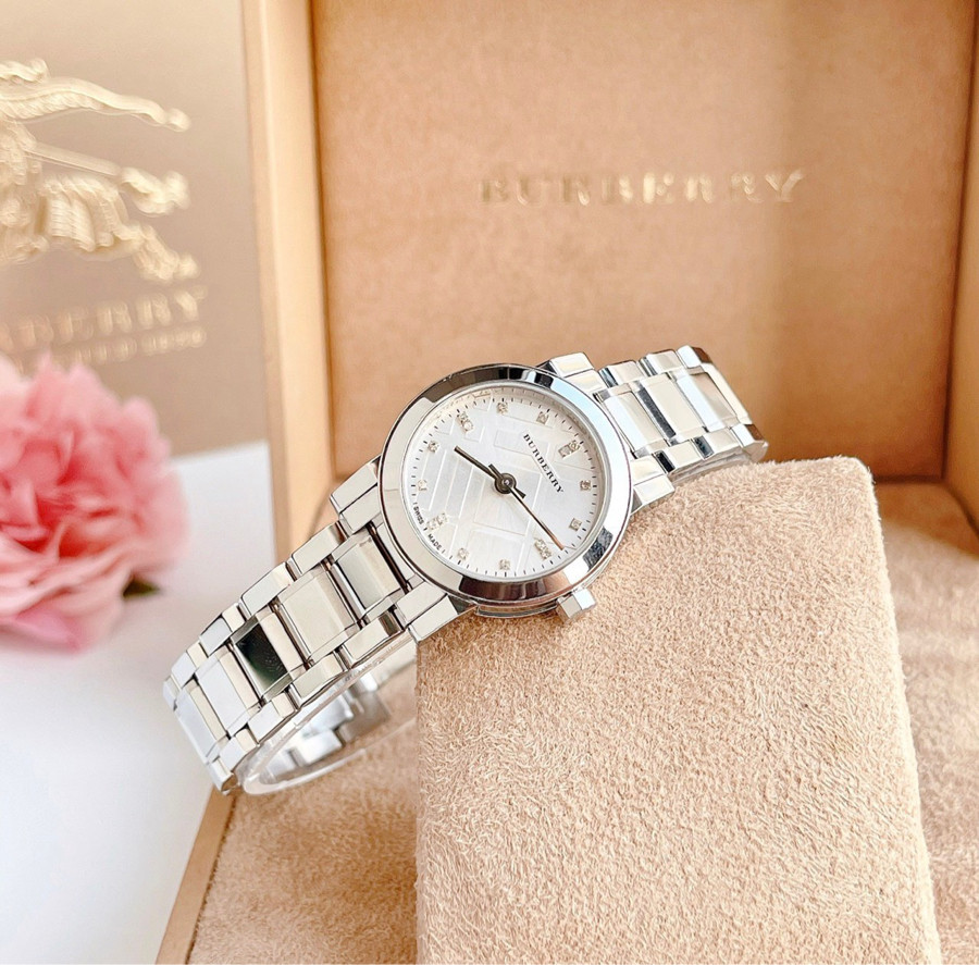 Đồng hồ Burberry The City Diamond Case 28mm