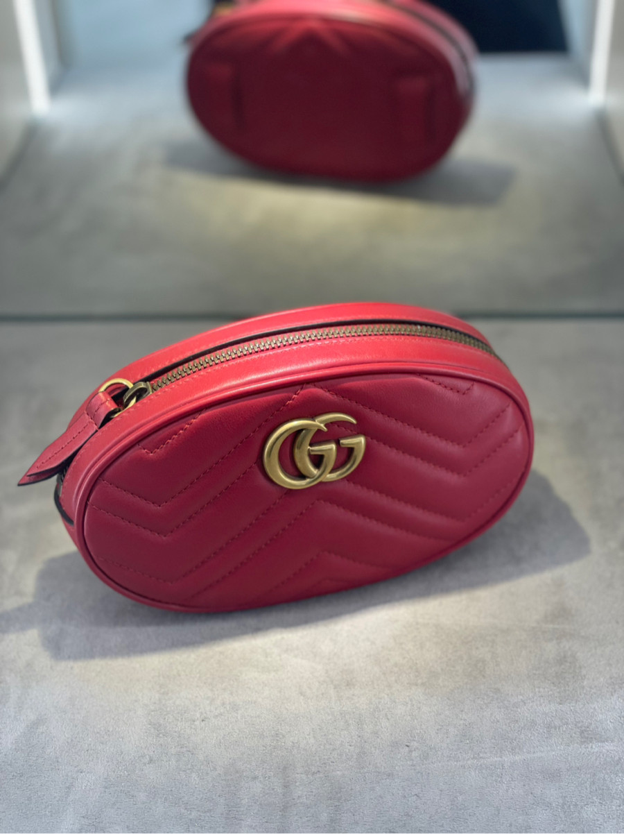 Beltbag Gucci đỏ