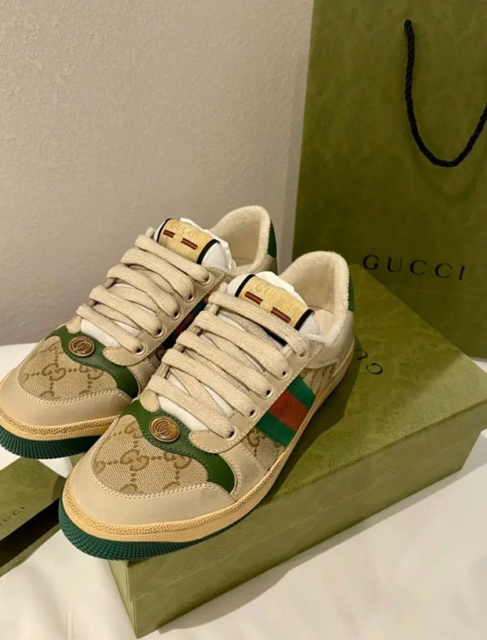 Giày Gucci sneaker bẩn unisex