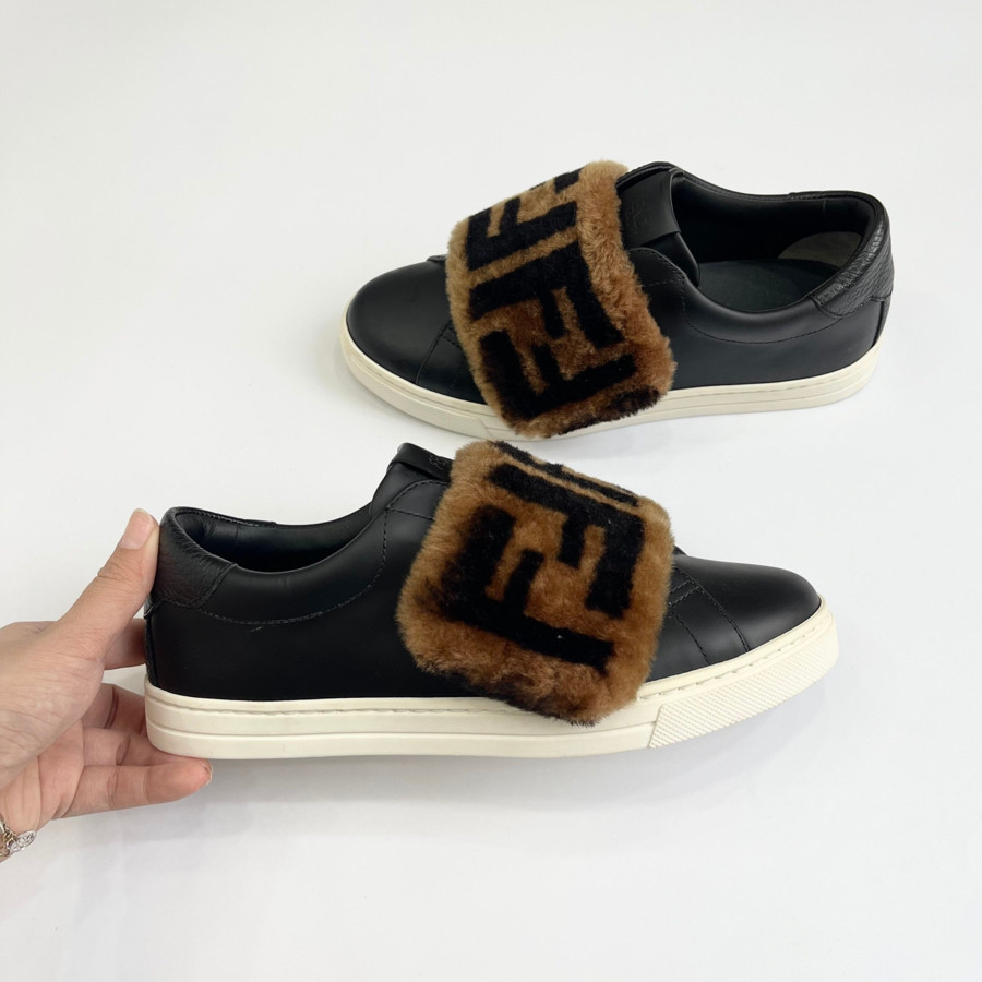 Slip on Fendi