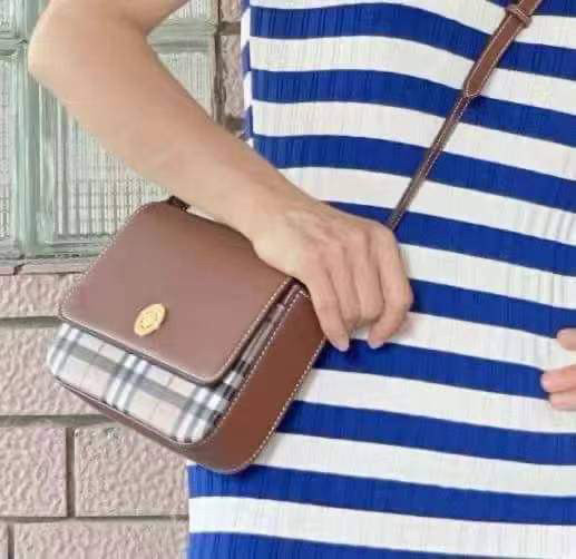 Túi Bbr crossbody siêu xinh ✨