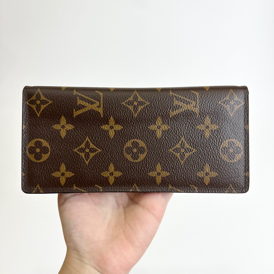 Ví gập Louis Vuitton mono