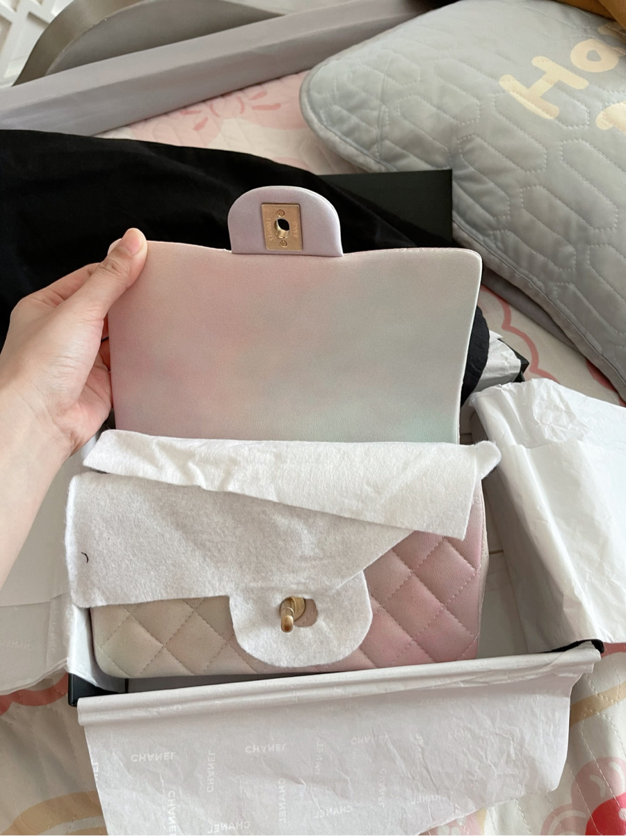 Chanel mini 8 loang hồng limited